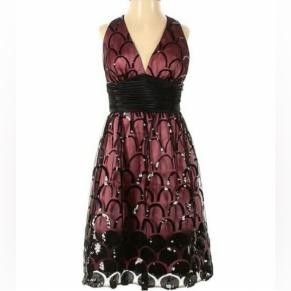 Adrianna Papell Dresses & Skirts - NWT Adrianna Papell racer back formal dress size 6P